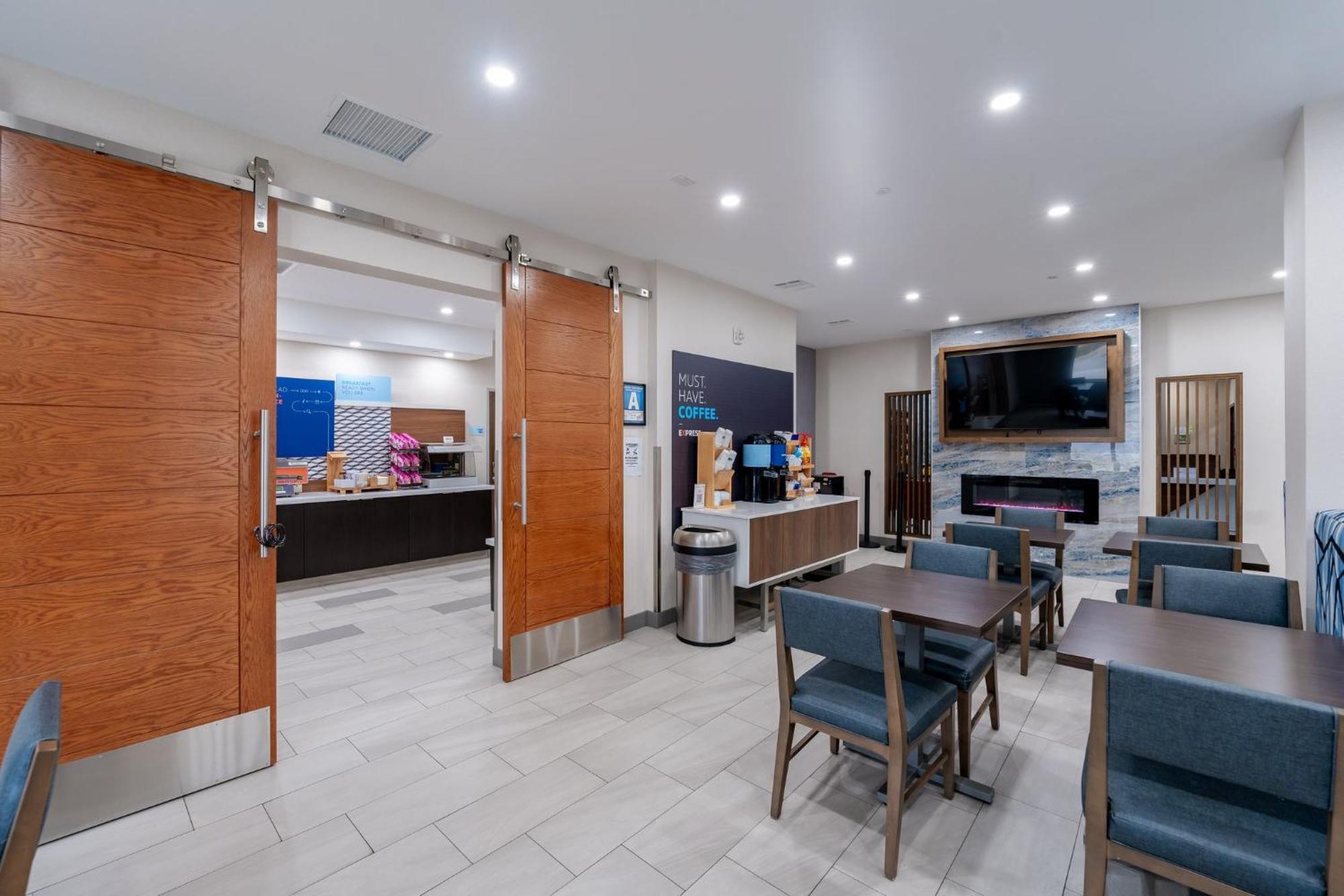 Holiday Inn Express & Suites Frazier Park By Ihg Lebec Eksteriør billede
