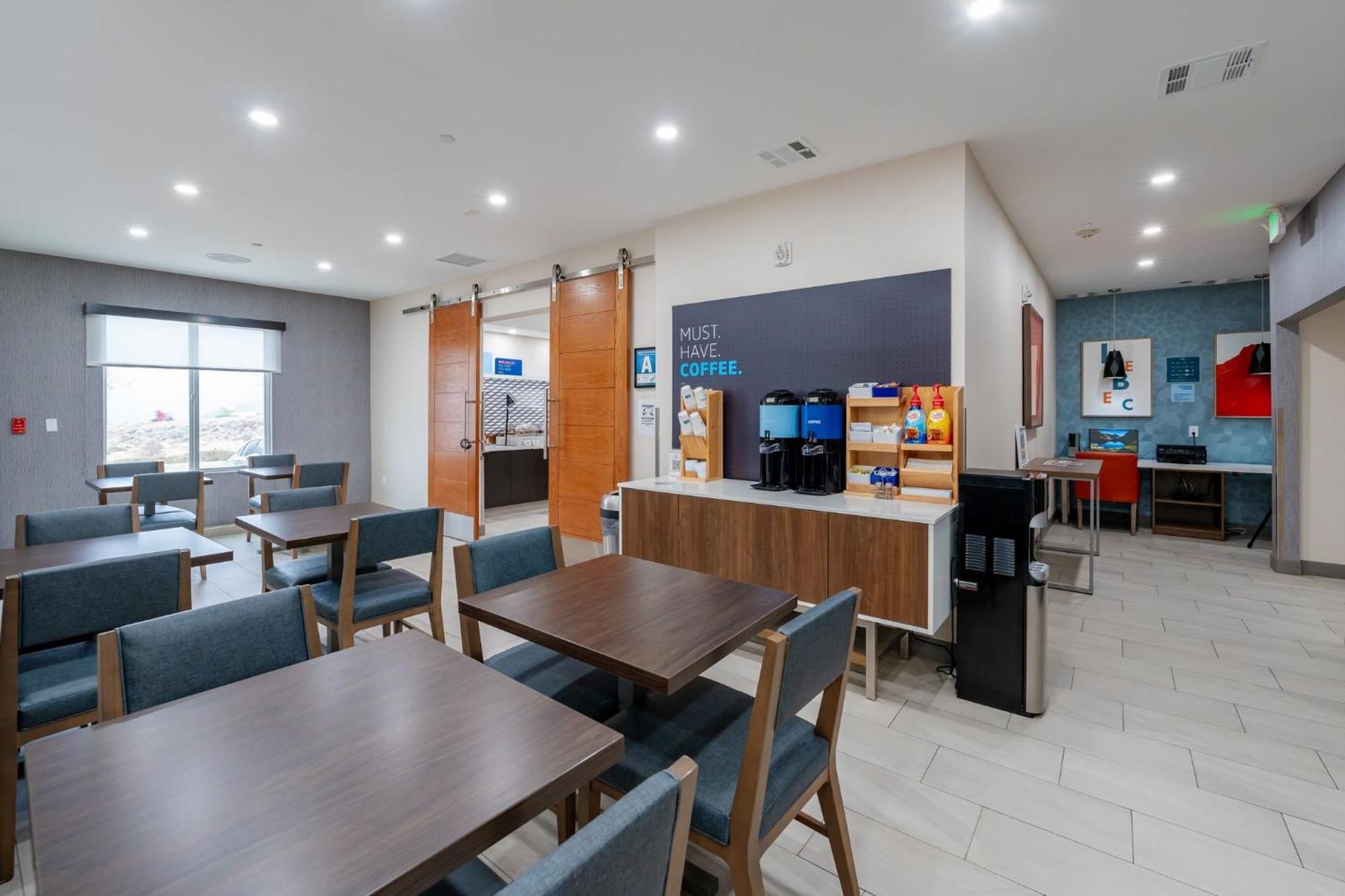 Holiday Inn Express & Suites Frazier Park By Ihg Lebec Eksteriør billede